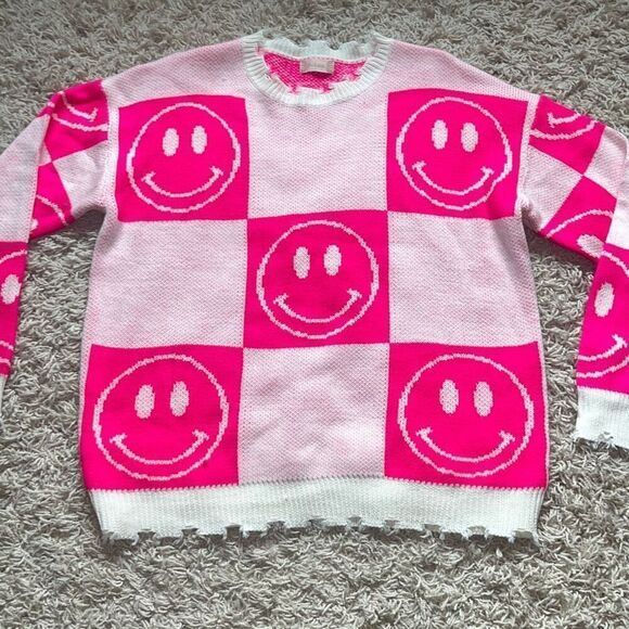 Altar’d State oversized Pink Happy Face Sweater Women’s Small - Picture 2 of 13